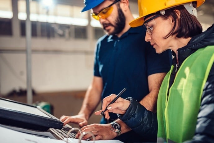 male and female engineers